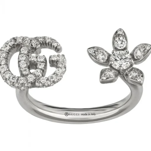 Anillo Gucci de flor y Doble G con diamantes Oro Blanco | Chocron Joyeros