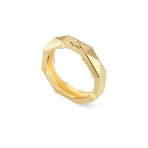 Anillo Gucci Link to Love con tachuelas oro amarillo