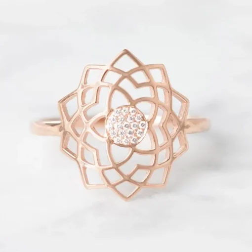 Anillo Sahasrara de oro rosa con diamantes