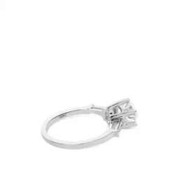 anillo-compromiso-oro-blanco-diamante-trapecios