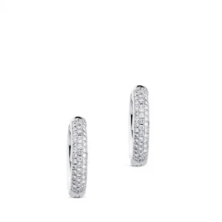 Aros de oro blanco con pavé de diamantes (2 cm)