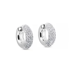 Aros de oro blanco con pavé de diamantes