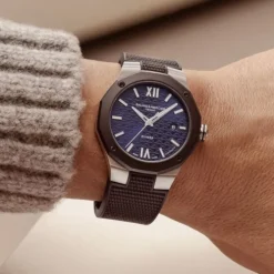 Baume et Mercier Riviera 10768 esfera azul 42mm