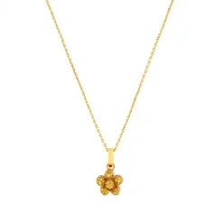Colgante de oro amarillo con flor de pavé de diamantes