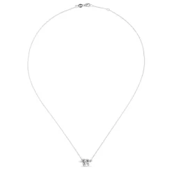 Colgante de oro blanco con rama de diamantes