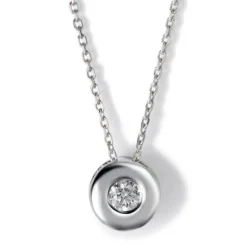 Colgante de oro blanco con diamante en chatón de 0.09 quilates