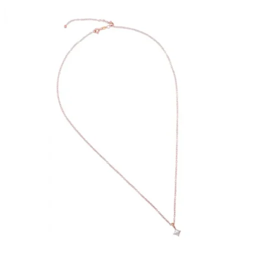 Colgante de oro rosa con diamante talla princesa en rombo