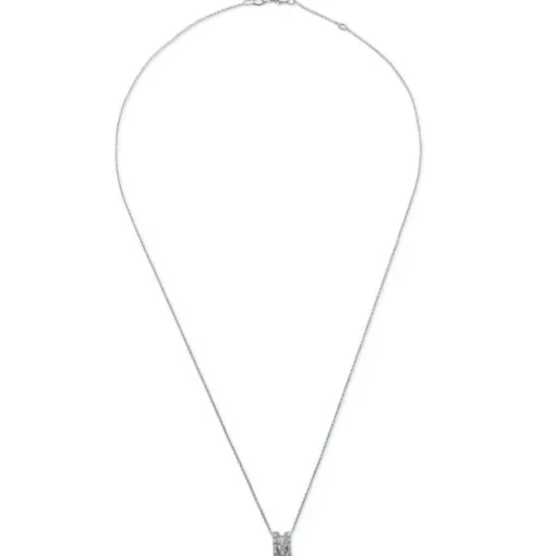 Colgante letra "M" de oro blanco con diamantes