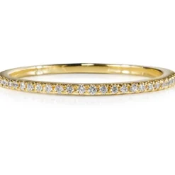 Media alianza de oro amarillo con diamantes