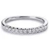 Media alianza de oro blanco con diamantes en garra 0.18 quilates