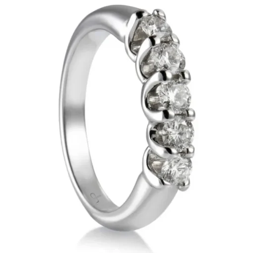 Media alianza de oro blanco con 5 diamantes en garra de 0,58 quilates