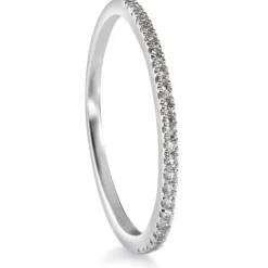 Media alianza de oro blanco con diamantes