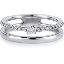 Media alianza doble de oro blanco con diamantes talla brillante y diamante central