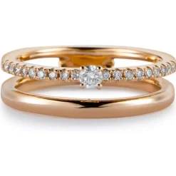 Media alianza doble de oro rosa con diamantes talla brillante y diamante central