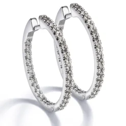 Pendientes de aro finos de oro blanco con diamantes