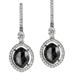 Pendientes de oro blanco con diamantes y diamante negro talla marquise