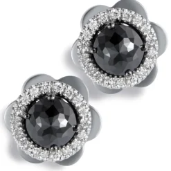 Pendientes de oro blanco con diamantes negros y orla de brillantes