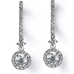 Pendientes de oro blanco con diamante talla brillante y brillantes