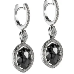 Pendientes de oro blanco con diamantes y diamante negro talla marquise