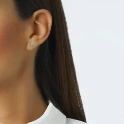 Pendientes de oro blanco con diamantes y orla de diamantes