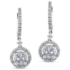Pendientes largos de oro blanco con diamantes y orla de pavé de diamantes