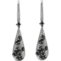 Pendientes largos de oro blanco con diamantes blancos y negros