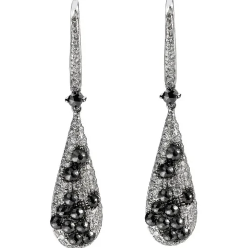 Pendientes largos de oro blanco con diamantes blancos y negros