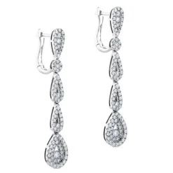 Pendientes largos de oro blanco con lágrimas de pavé de diamantes