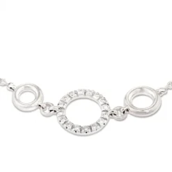 Pulsera de oro blanco con círculo de diamantes