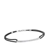 Pulsera de oro blanco y cordón negro con hilera de diamantes