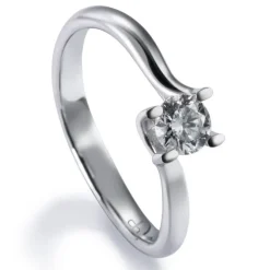 Solitario "Leticia" de oro blanco con diamante talla brillante 0.07 quilates
