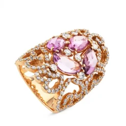 Sortija ancha de oro rosa con zafiros rosas y pavé de diamantes