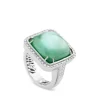 Sortija cuadrada de oro blanco con doblete de cuarzo verde y nacar y pavé de diamantes