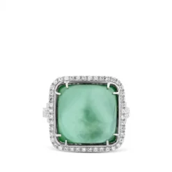 Sortija cuadrada de oro blanco con doblete de cuarzo verde y nacar y pavé de diamantes