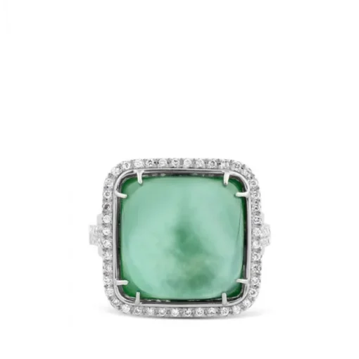 Sortija cuadrada de oro blanco con doblete de cuarzo verde y nacar y pavé de diamantes