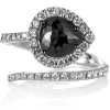 Sortija de oro blanco con diamantes y diamante negro talla marquise