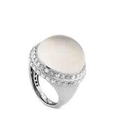 Sortija de oro blanco y rodio negro con diamantes y cuarzo blanco
