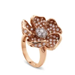 Sortija de oro rosa con flor full pavé de diamantes