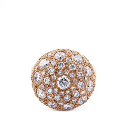 Sortija de oro rosa con semicírculo grande de diamantes