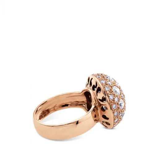 Sortija de oro rosa con semicírculo grande de diamantes