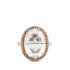 Sortija de oro rosa con topacio blanco y orla de diamantes
