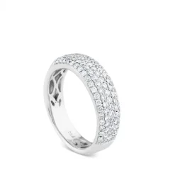 Sortija media caña ancha de oro blanco con pavé de diamantes de 0,89 quilates