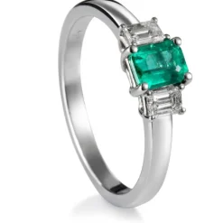 Sortija "Royal Trilogy" de oro blanco esmeralda y diamantes