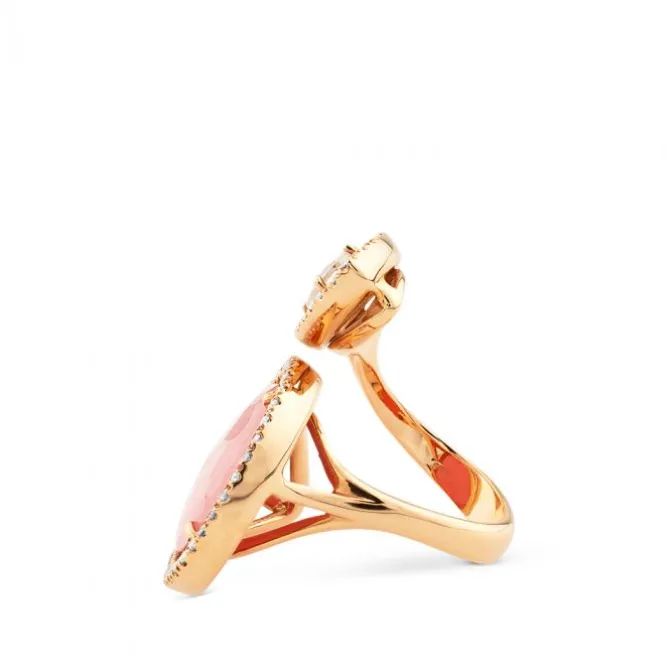 Sortija "tu y yo" de oro rosa con rodonita y nacar en talla marquise y orla de diamantes
