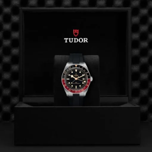 Tudor Black Bay 58 GMT esfera negra caucho 39mm