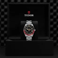 Tudor Black Bay 58 GMT esfera negra 39mm
